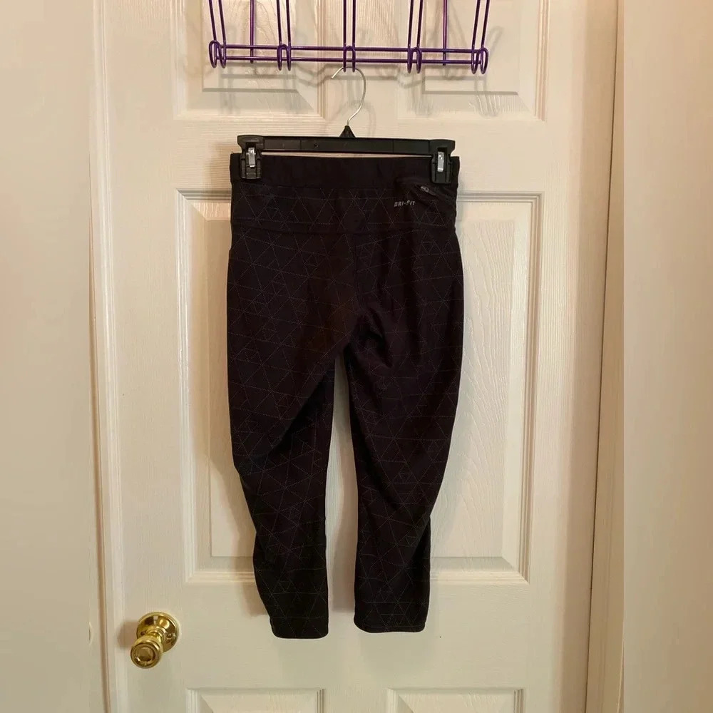 Nike Dry Fit Activewear cropped leggings - Picture 4 of 6